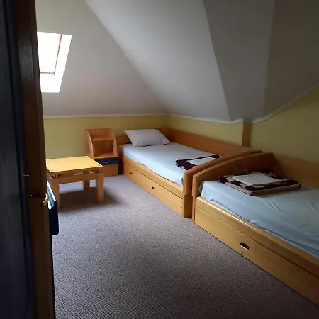 Garni Lupus Prenociste Kanjiža