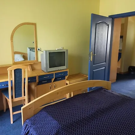 Hotel Garni Lupus Prenociste 3*