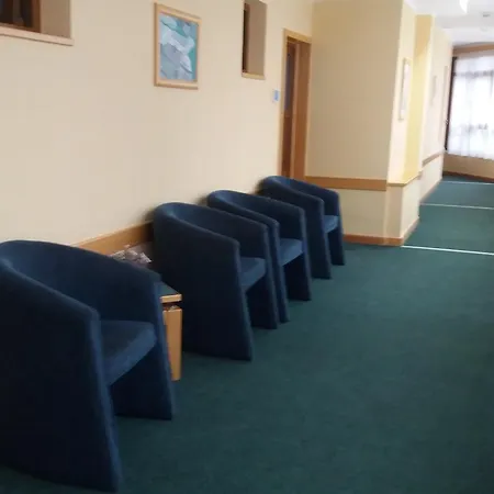 Hotel Garni Lupus Prenociste 3*