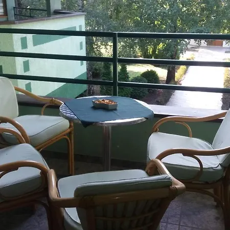 Garni Lupus Prenociste Hotel 3*